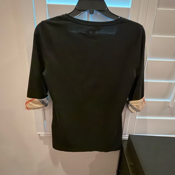Burberry Scoop Neck Three Quarter Length Sleeve Tee with Checked Cuffs Medium - Picture 11 of 12